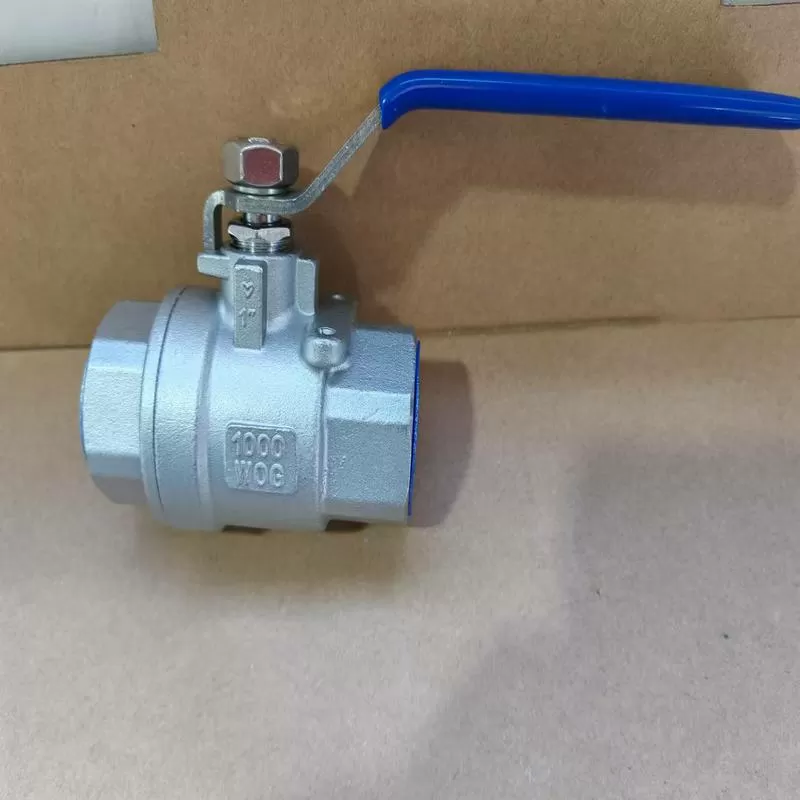 Q11F two-piece 304 stainless steel /CF8 ball valve DN15 PT(ZG)/RC internal thread for Q11F-10P-DN15 up to 64 kg