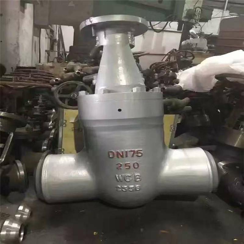 Pressure self-sealing valve